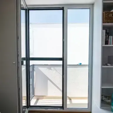 Pevne dverní sítě